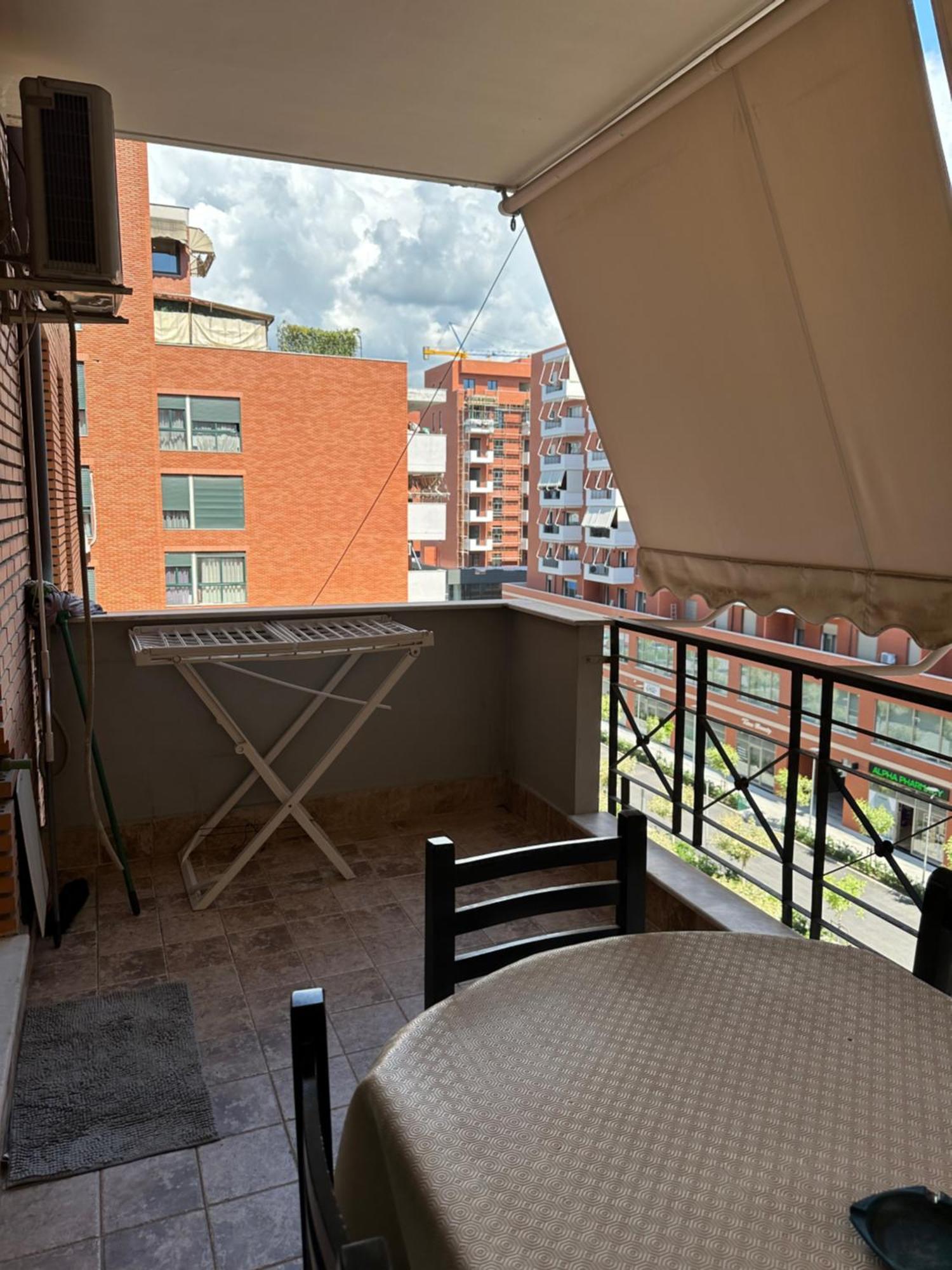 Kevin'S Apartment Delijorgj Тирана Экстерьер фото