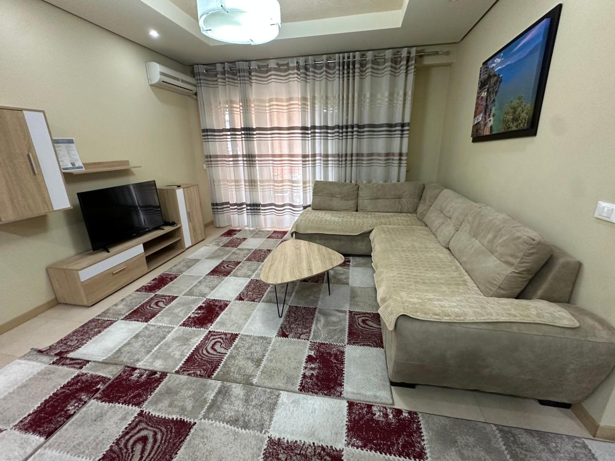 Kevin'S Apartment Delijorgj Тирана Экстерьер фото