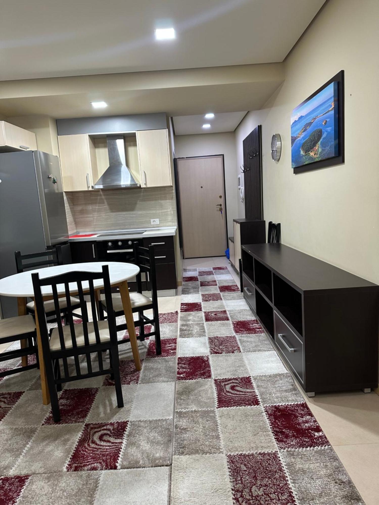 Kevin'S Apartment Delijorgj Тирана Экстерьер фото